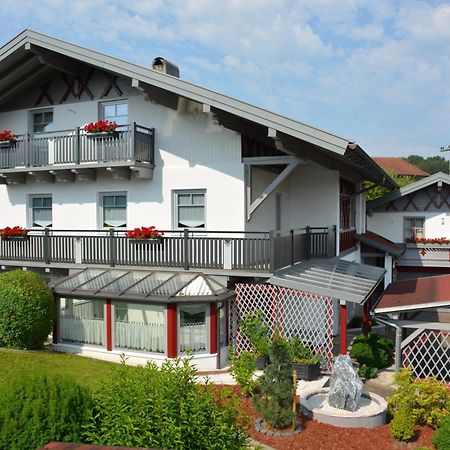 Ferienwohnung & App. Rosemarie Бад-Бірнбах Екстер'єр фото